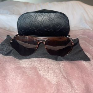 Women’s Oakley sunglasses